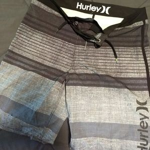Gray & Black Striped Hurley Board Short (Mens 32)
